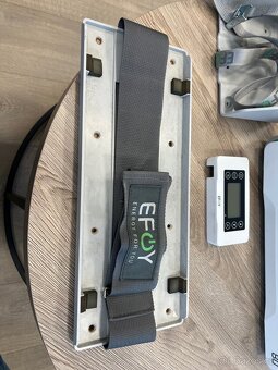 EFOY Comfort 80 – palivový článek z karavanu, TOP stav - 6