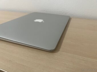 MacBook Air 13 (early 2014) i5 CPU/ 8GB RAM/ 512GB SSD - 6