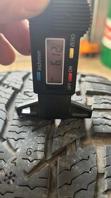 Zimní pneu Nokian 215 65 R15 C - 6