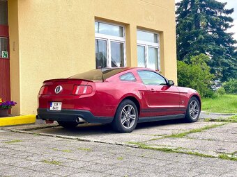 Prodám Ford Mustang 4.0 V6 2010 - 6