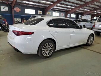 2021 Alfa Romeo Giulia Sport 2.0 AWD - 6