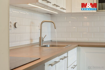 Prodej bytu 2+kk, 58 m², Praha, ul. V Kapslovně - 6