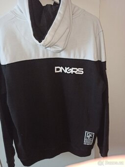 DANGEROUS XL NOVÁ Mikina s kapucí - 6