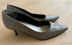 Lodičky vel. 38 zn. Texto - 6