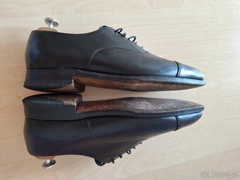 Rámové boty Loake Aldvych Black 7F - 6