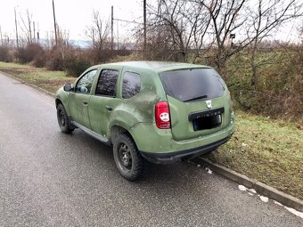 DACIA DUSTER 1.6i ARMY - 6
