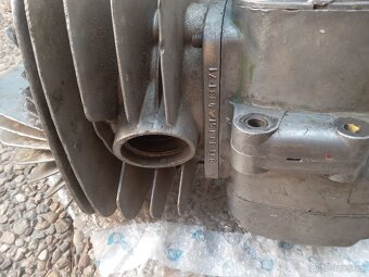Motory cz 380/981 - 6