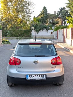 Volkswagen golf 5 1.9TDI 2006 - 6