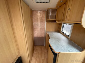 Dethleffs Camper 450, 4 os., EL.POJEZD, bojler, stan - 6