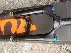 Vidlice fox 38 performance elite Grip 2 - 6