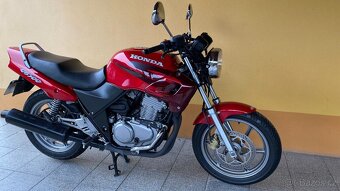 Honda CB 500 / po servisu / 25kW / 2x klíč / hezký stav - 6