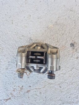 čerpadlo brzda zadní brzdové třmeny Ducati 1098 1198 848 - 6