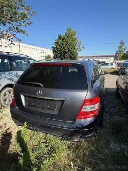 Mercedes benz C204 - 6