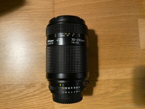 Nikon D7100 + 3 objektivy + příslušenství - 6