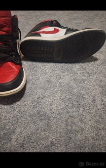 Air Jordan 1 Mid - 6