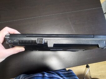 Prodám NTB Asus F3Q - 6