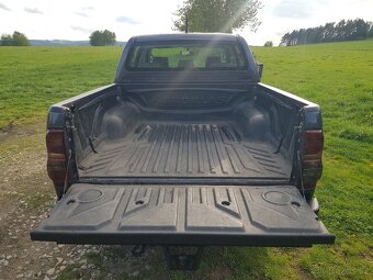 Toyota Hilux - 6