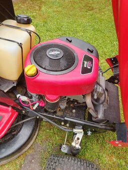 Zahradní traktůrek Mtd Smart Re 130 H - 6