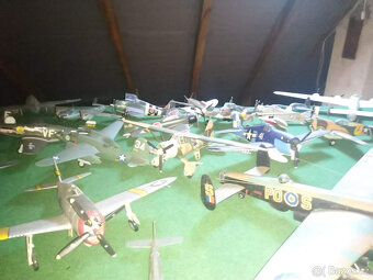 Sbírka hotových plastikových modelů - 6