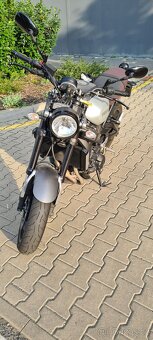 Yamaha XSR 900 - 6
