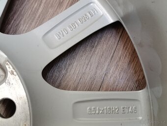 5x112 Audi A3 6,5Jx16 ET46 číslo dílu 8V0601025BM alu disky - 6