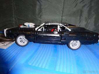 Lego Technic 42111 Domův Dodge Charger - 6