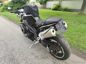 Triumph Speed Triple 1050 - 6