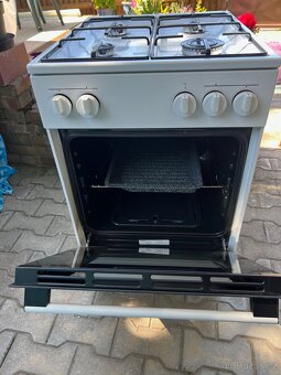 Prodám plynový sporák MORA P 140 AW - 6