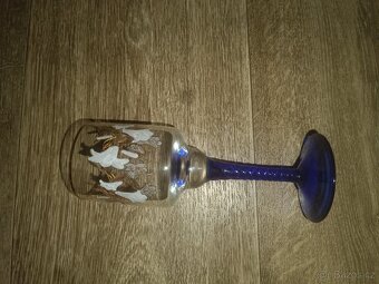 Modré zdobené sklo - 6