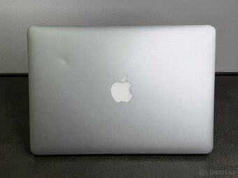 MacBook Air 13'' 2015 / i5 / 8GB / 256GB SSD - DPH - 6