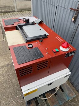 Camoga Compact 300 Štípací stroj, štípačka dělicí stroj Svit - 6