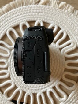 Canon EOS RP + příslušenství - 6