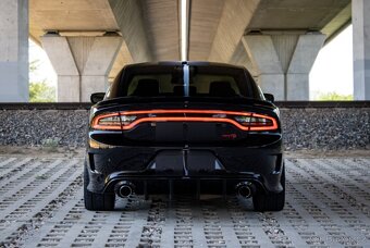 Dodge Charger SRT Hellcat 6.2L V8 - 6