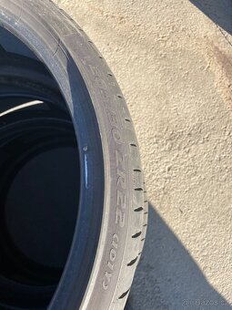 285/30 R22 Pirreli P-Zero AO - 6