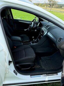Ford Mondeo MK4 2.0Tdi 103kW - 6