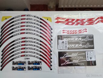 PRODÁM SADU LEPEK NA SKÚTR HONDA FORZA - 6