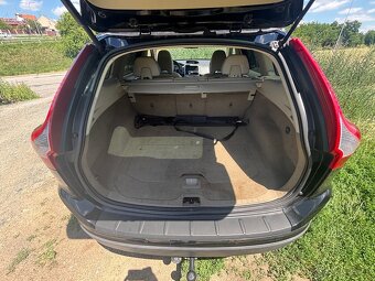Volvo XC 60 D5 AWD nové STK, odpočet DPH - 6