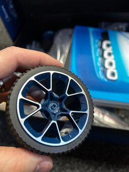 Originál Lego Bugatti Chiron 42083 - 6