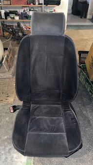 Přední sedačky látkové BMW E36 - 6