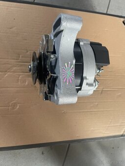 Prodám traktor Belorus 320 a ND díly na Belorus 320 - 6