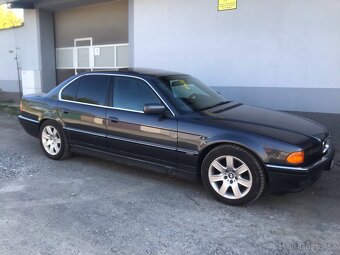 Bmw e38 728i 142kw - 6