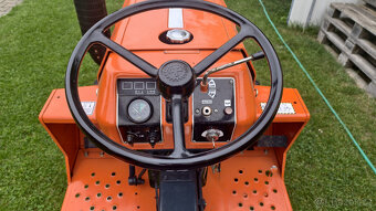 KUBOTA B1200 - 6