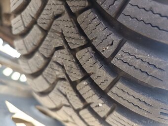 BMW E39 -  orig.kola hezké s pneu celoroční M+S 6,5mm - 6