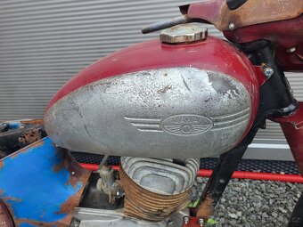 Jawa 250 panelka typ 559 s TP - 6