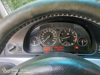Bmw e39 520i touring - 6