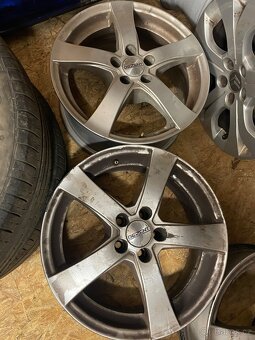 Disky Peugeot 807, Citroen C8,.. 7Jx16 a 215/60 R16 - 6