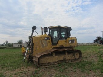 Pásový dozer CAT D7E - 6