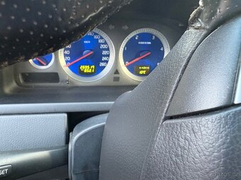 Volvo XC90 R-Design, 2.4 D5, 136,4 kW, automat, 2008 - 6