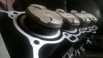 Honda CBR 954 RR - 6