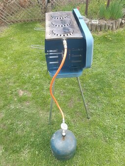 Prodám plynovy gril - 6
